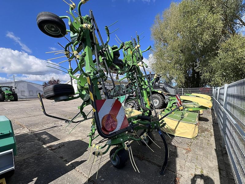 Krone Vendro 900 KW 103-24 - Barkthyese/ Shkundës bari: foto 3 Krone Vendro 900 KW 103-24 - Barkthyese/ Shkundës bari: foto 3