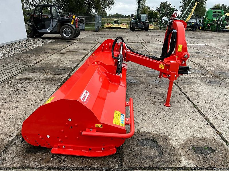 Maschio Giraffa XXL 260 NEU - Trince me spostim anësor: foto 3 Maschio Giraffa XXL 260 NEU - Trince me spostim anësor: foto 3