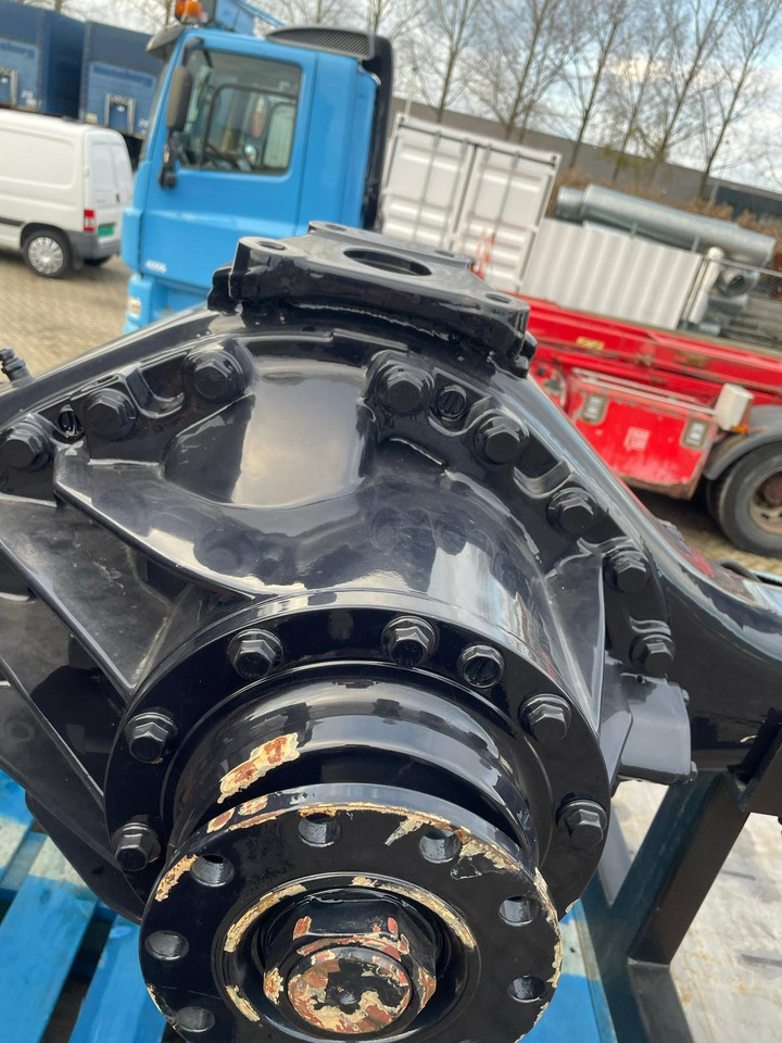 DAF vooras + achteras aandrijfas voor DAF 85/95 vrachtwagen - Bosht dhe pjesë këmbimi për Kamioni: foto 5 DAF vooras + achteras aandrijfas voor DAF 85/95 vrachtwagen - Bosht dhe pjesë këmbimi për Kamioni: foto 5