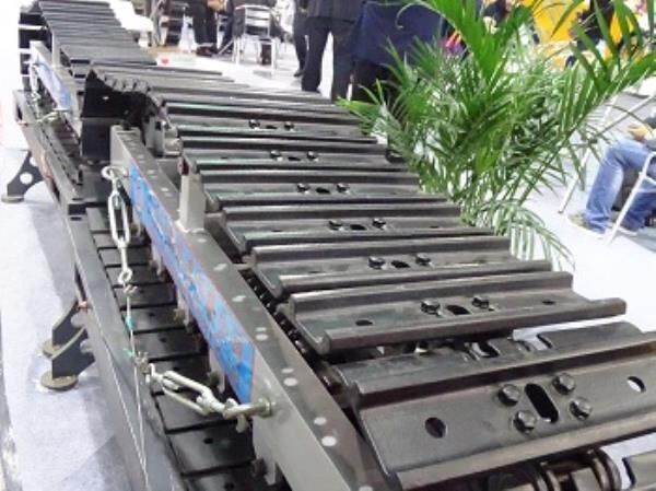 - Zinxhirët për Ekskavator: foto 1 - Zinxhirët për Ekskavator: foto 1