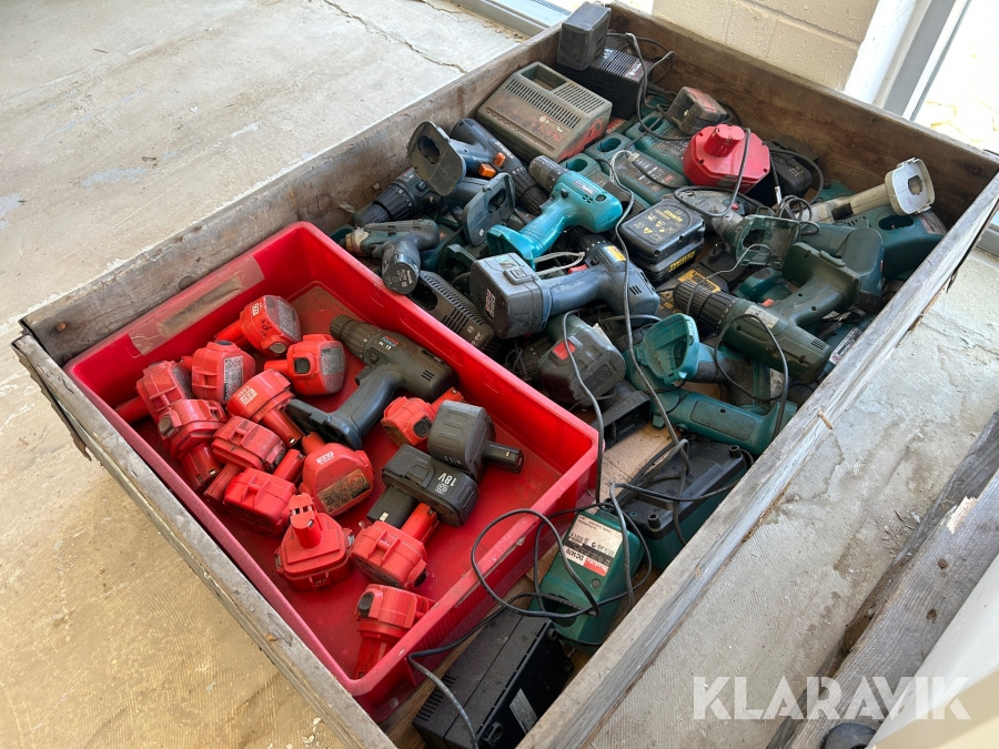 Håndværktøj Makita, Metabo - Vegla automotive: foto 1 Håndværktøj Makita, Metabo - Vegla automotive: foto 1