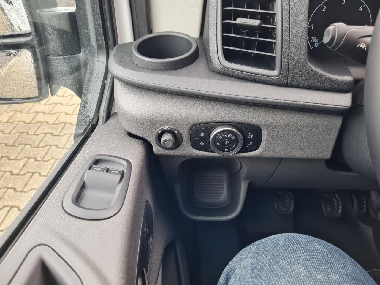 Furgon i vogël Ford Transit Kasten TDCi L2H2 Trend Klima Holzverkleid.: foto 16