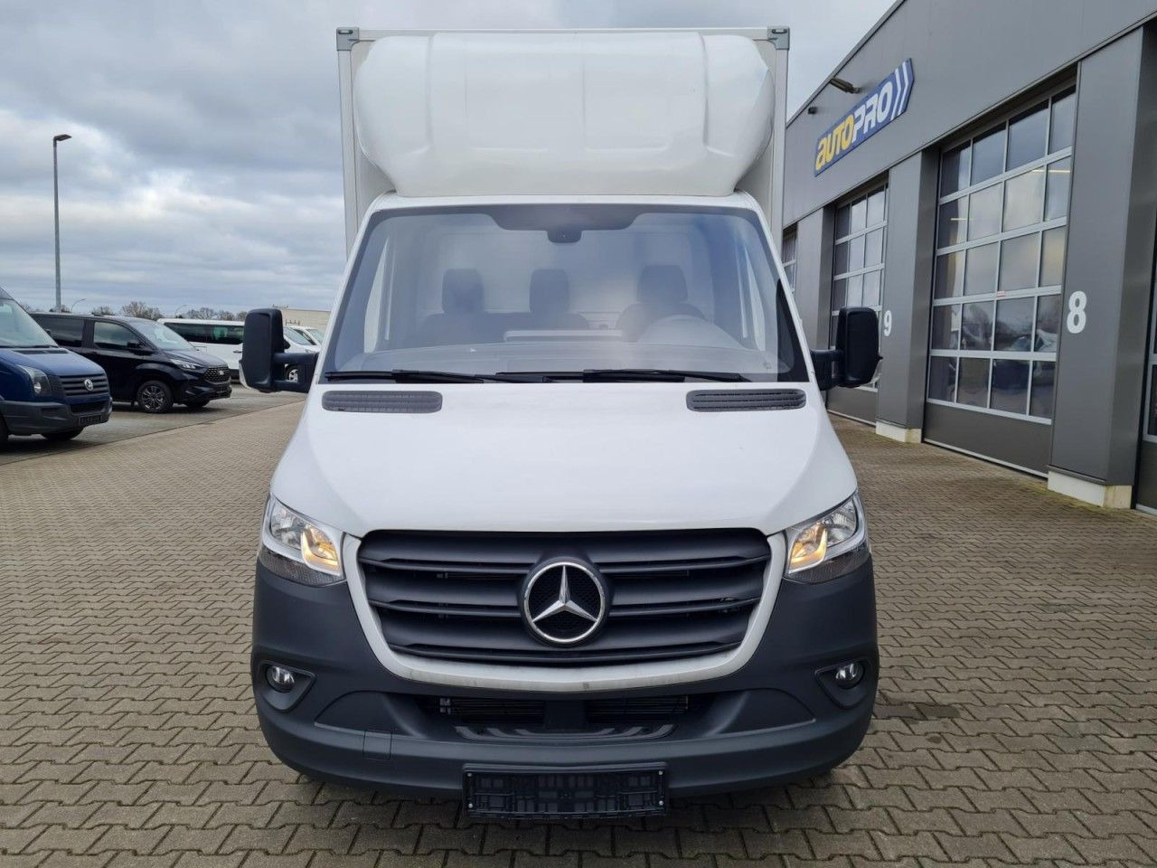Mercedes-Benz Sprinter 315 CDi Koffer lang MBux, Klima - Kamioncine me kontinier: foto 2 Mercedes-Benz Sprinter 315 CDi Koffer lang MBux, Klima - Kamioncine me kontinier: foto 2