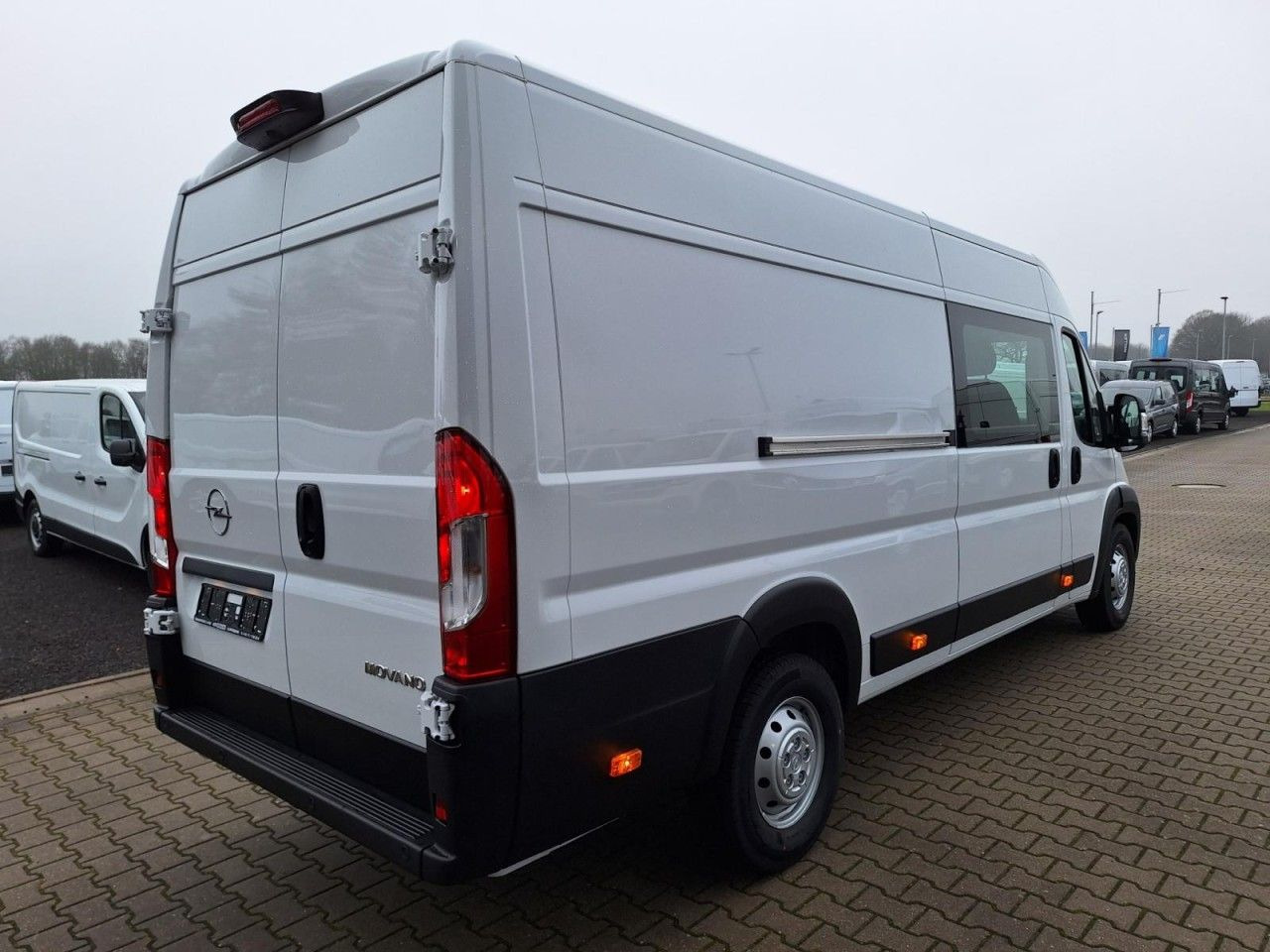 Opel Movano 35 Cargo L4 Doka 6-Sitze verstärkt PDC - Furgon, Kamioncine dopio kabinë: foto 5 Opel Movano 35 Cargo L4 Doka 6-Sitze verstärkt PDC - Furgon, Kamioncine dopio kabinë: foto 5