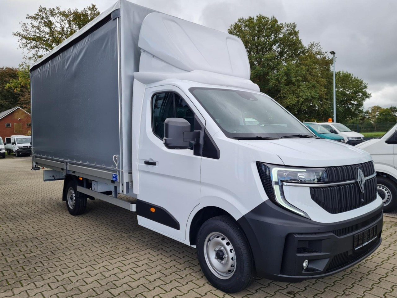 Renault Master Pritsche 2x Schiebe Plane 10 Pal. LUFTFEDERUNG - Kamioncine me tendë: foto 4 Renault Master Pritsche 2x Schiebe Plane 10 Pal. LUFTFEDERUNG - Kamioncine me tendë: foto 4
