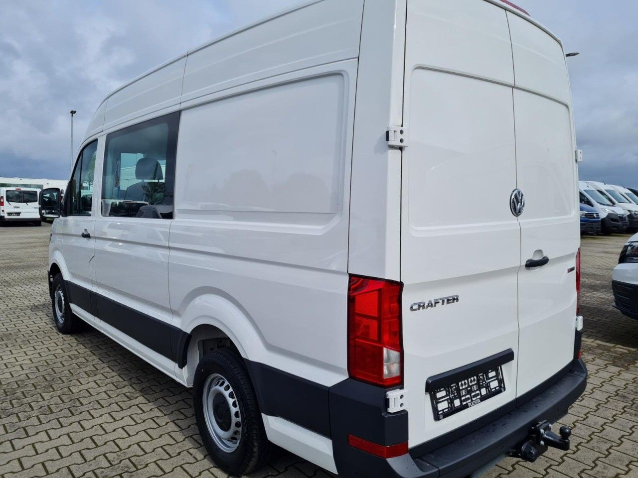 Volkswagen Crafter 35 Kasten Plus Doka mixto 4motion AHK - Furgon, Kamioncine dopio kabinë: foto 5 Volkswagen Crafter 35 Kasten Plus Doka mixto 4motion AHK - Furgon, Kamioncine dopio kabinë: foto 5