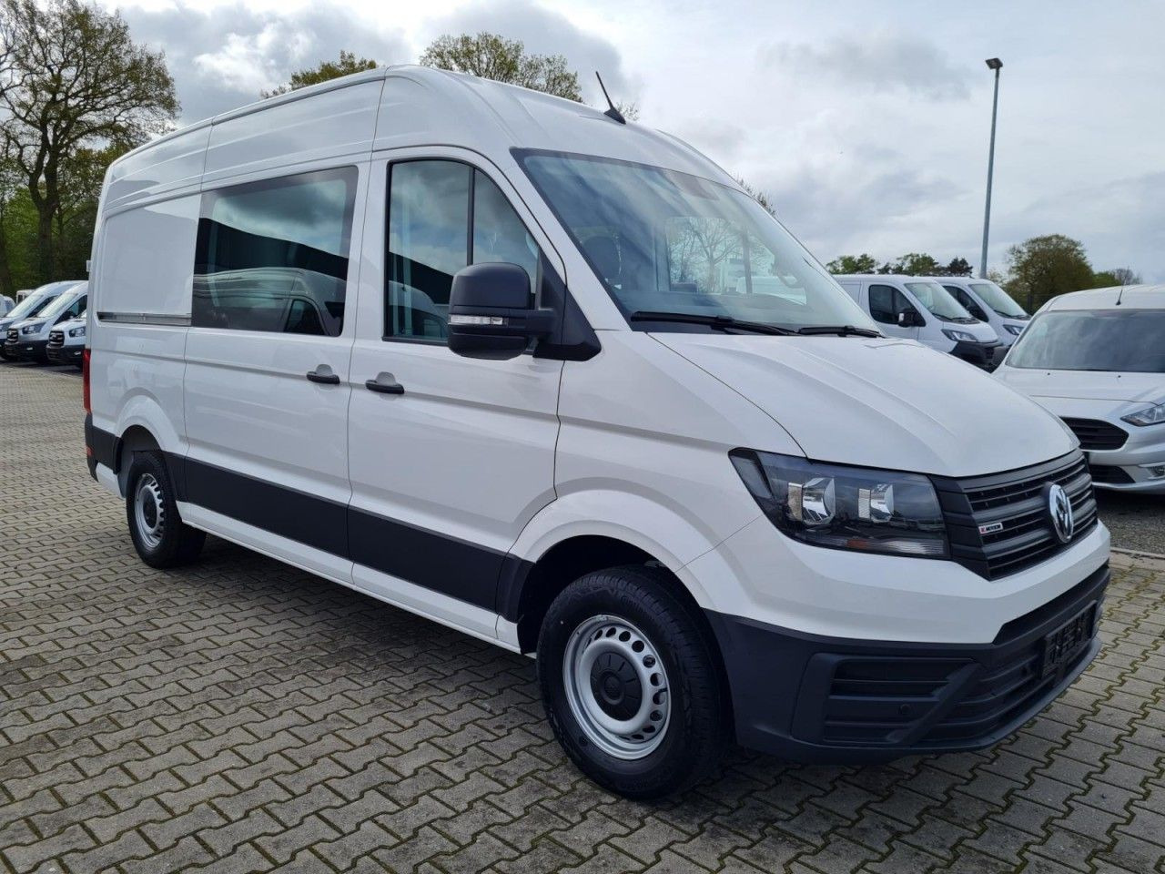 Volkswagen Crafter 35 Kasten Plus Doka mixto 4motion AHK - Furgon, Kamioncine dopio kabinë: foto 3 Volkswagen Crafter 35 Kasten Plus Doka mixto 4motion AHK - Furgon, Kamioncine dopio kabinë: foto 3