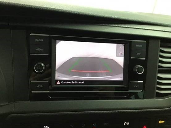 Volkswagen T6.1 Caravelle TDI lang 9 Sitzer 2 Schiebetüren Trendl. - Minibus, Furgon pasagjerësh: foto 5 Volkswagen T6.1 Caravelle TDI lang 9 Sitzer 2 Schiebetüren Trendl. - Minibus, Furgon pasagjerësh: foto 5