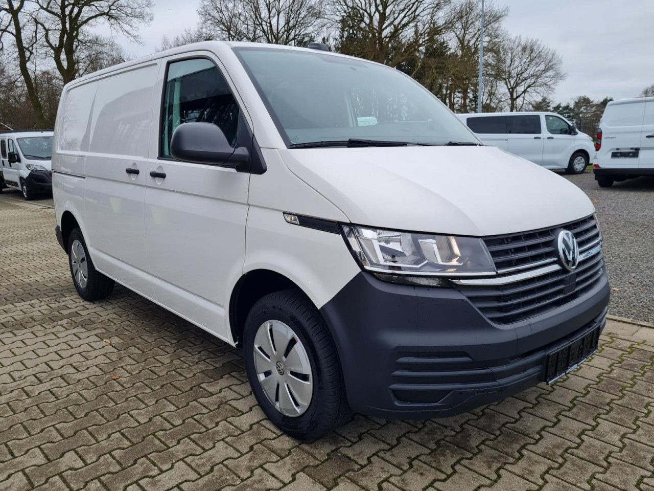 Volkswagen T6.1 Kasten L1 KR Heckklappe KAMERA KLIMA ALLWET - Furgon i vogël: foto 3 Volkswagen T6.1 Kasten L1 KR Heckklappe KAMERA KLIMA ALLWET - Furgon i vogël: foto 3