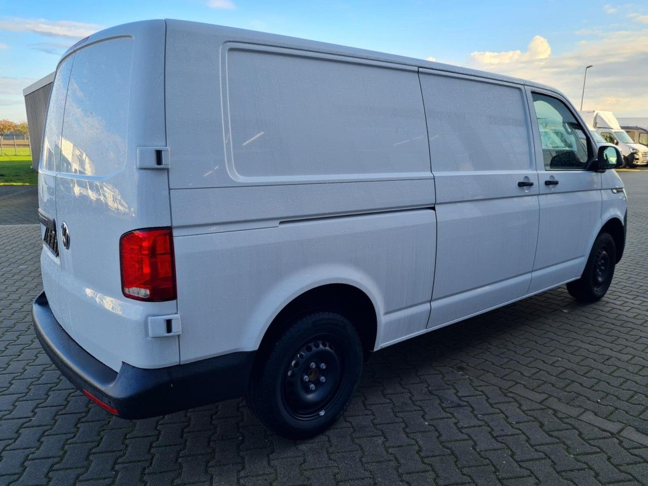 Volkswagen T6.1 Kasten lang DSG KLIMA KOMFORT ACC TEMPO PDC - Furgon i vogël: foto 4 Volkswagen T6.1 Kasten lang DSG KLIMA KOMFORT ACC TEMPO PDC - Furgon i vogël: foto 4