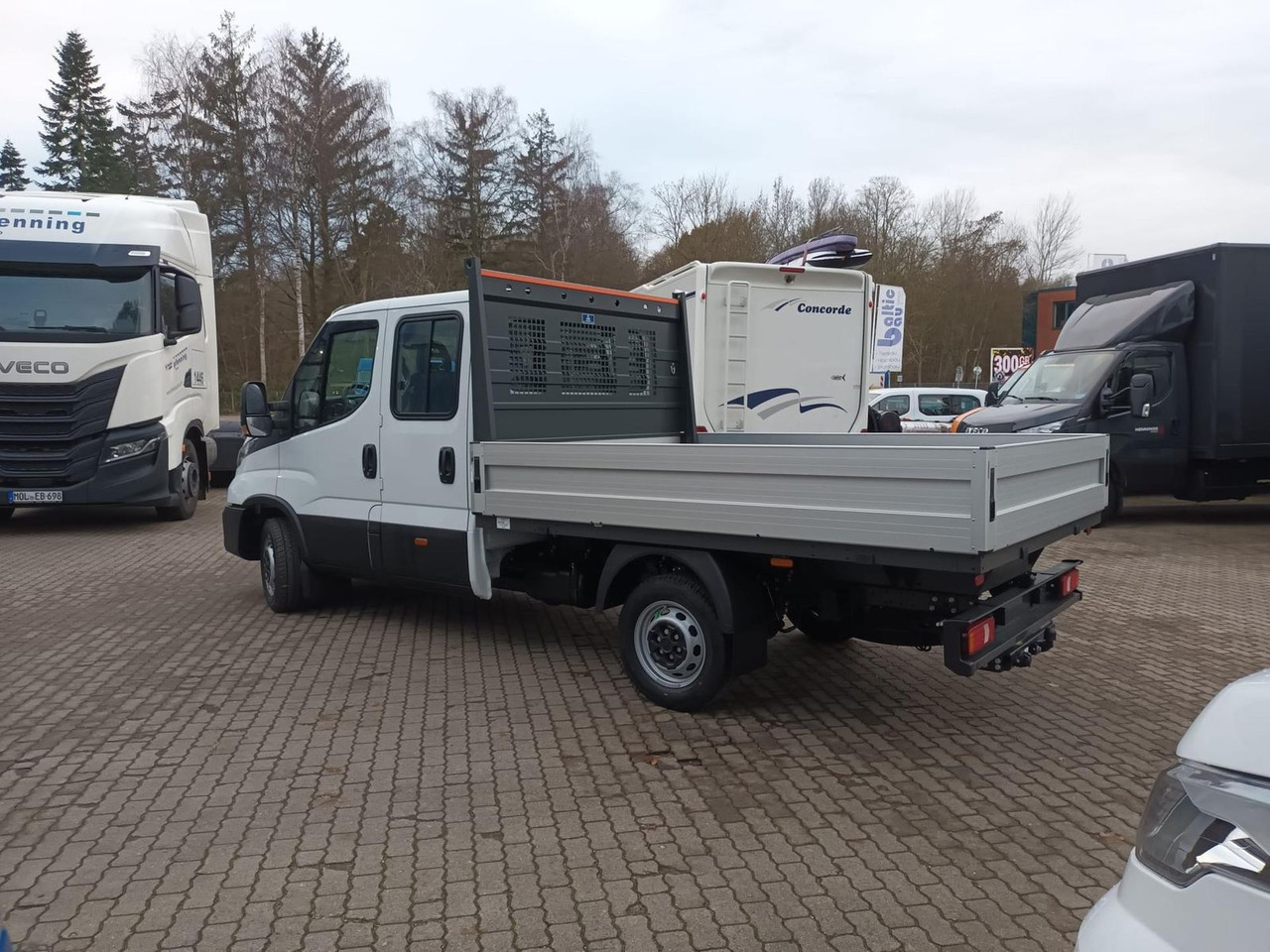 Iveco Daily 35S16H3.0A8Y D *3,5m Pritsche *KLIMA*AH... - Kamioncine me karroceri: foto 3 Iveco Daily 35S16H3.0A8Y D *3,5m Pritsche *KLIMA*AH... - Kamioncine me karroceri: foto 3