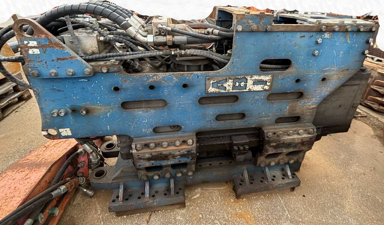 Sennebogen ZR28 – Piling Rig / Rammgerät - Sondë shpimi: foto 2 Sennebogen ZR28 – Piling Rig / Rammgerät - Sondë shpimi: foto 2