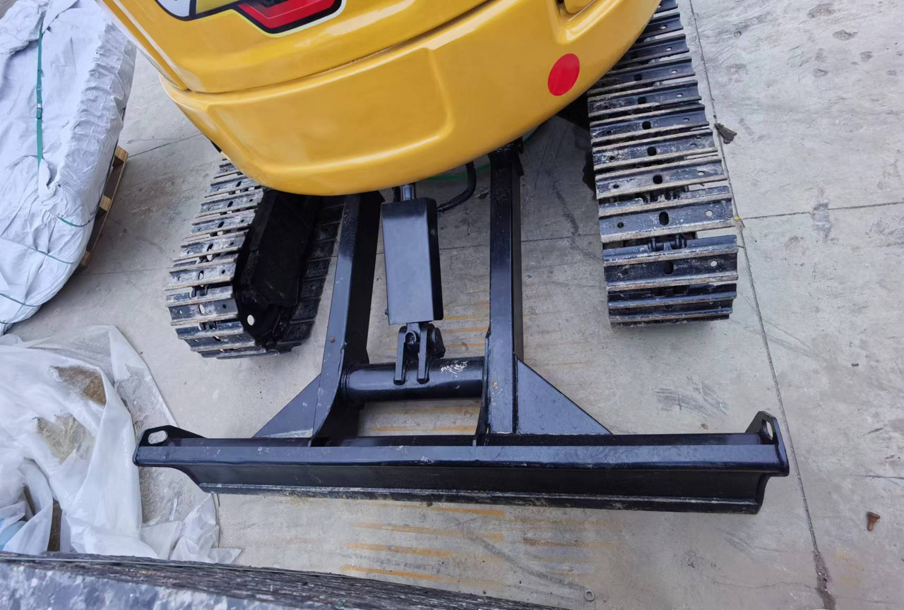 CATERPILLAR 303.5E - Miniekskavator: foto 5 CATERPILLAR 303.5E - Miniekskavator: foto 5