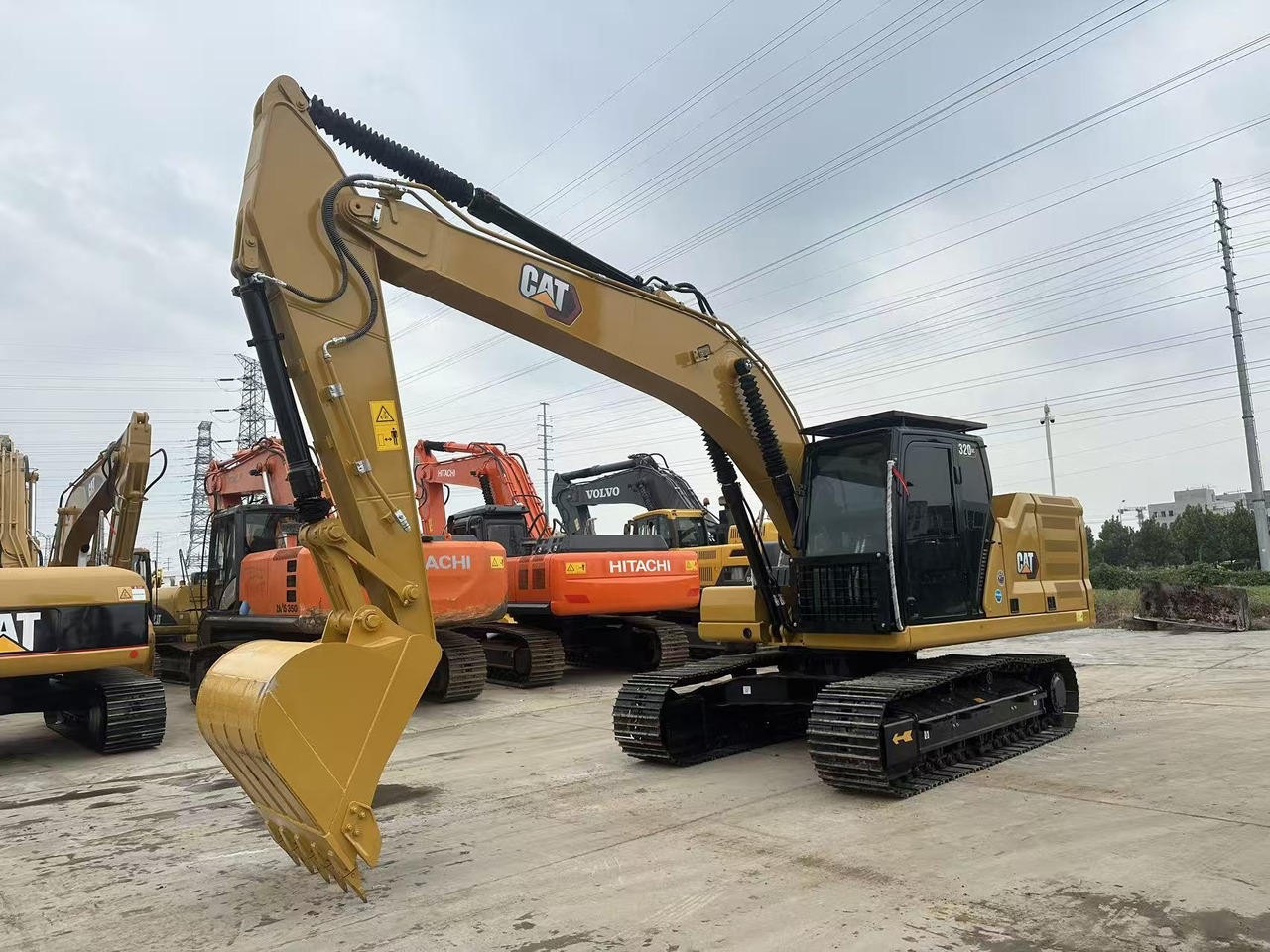 CATERPILLAR 320GC - Ekskavator: foto 4 CATERPILLAR 320GC - Ekskavator: foto 4