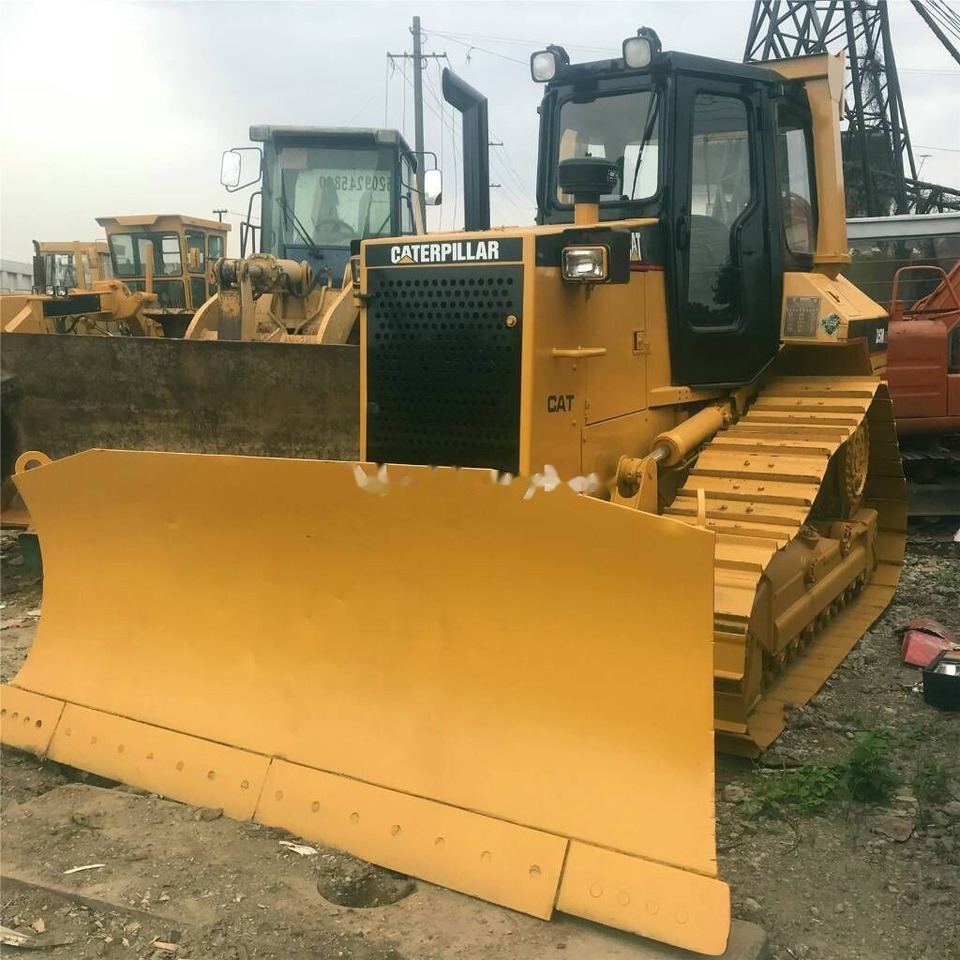 Caterpillar D 5 M LGP - Buldozer: foto 1 Caterpillar D 5 M LGP - Buldozer: foto 1