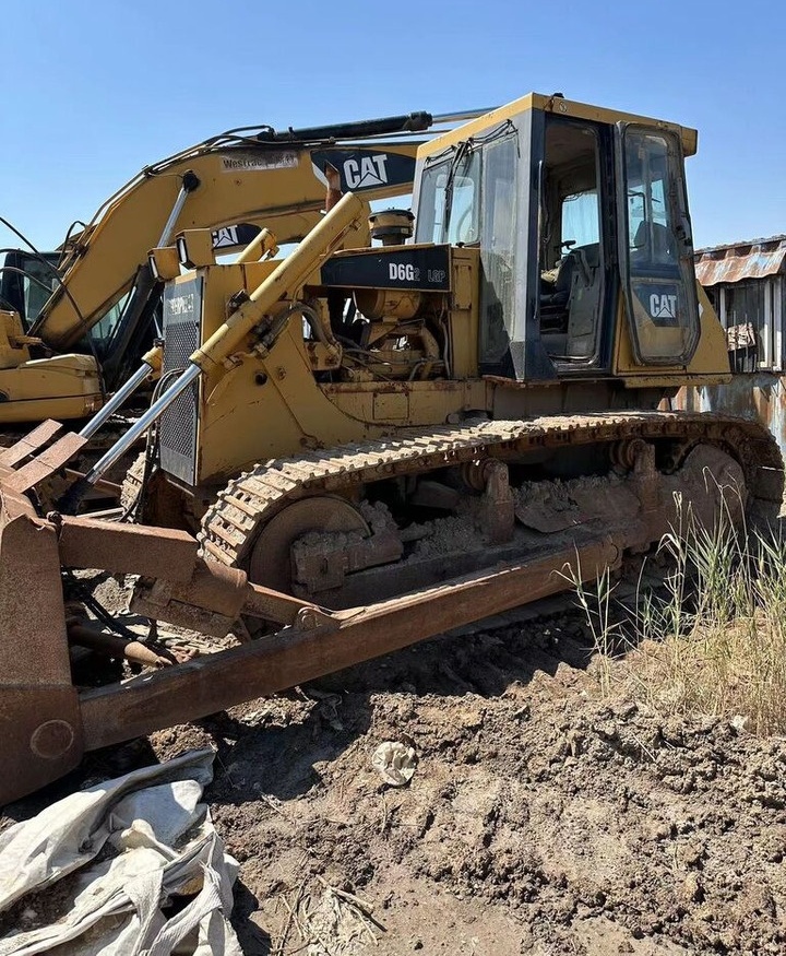 Caterpillar D6G-2 - Buldozer: foto 3 Caterpillar D6G-2 - Buldozer: foto 3