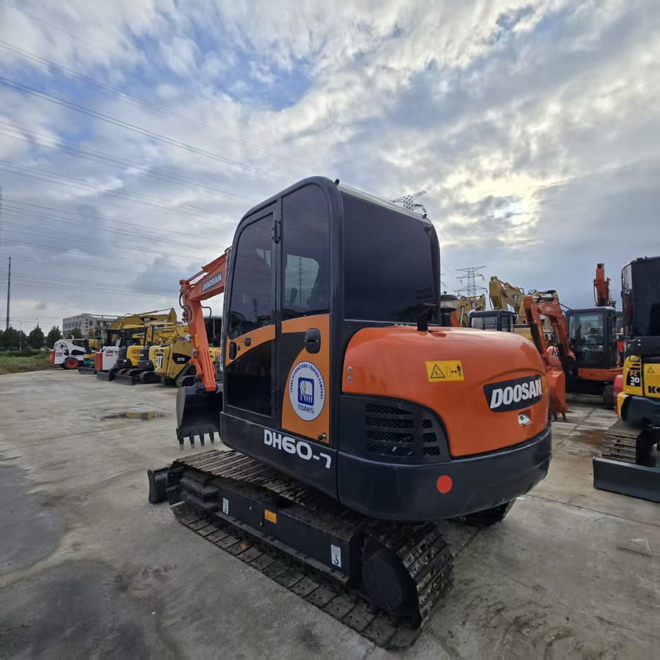 DOOSAN DH60 - Miniekskavator: foto 4 DOOSAN DH60 - Miniekskavator: foto 4