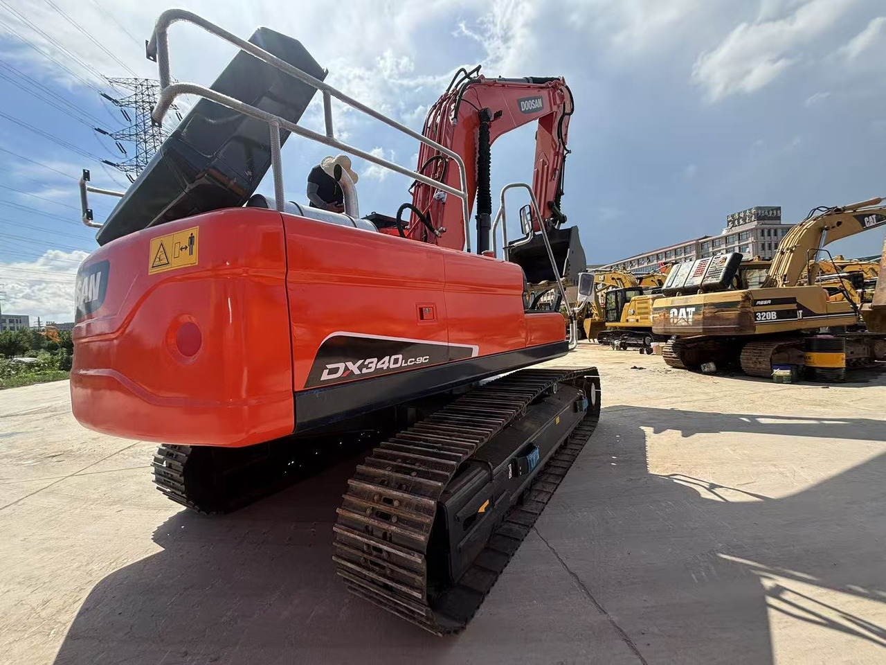 Doosan DX340 - Ekskavator: foto 4 Doosan DX340 - Ekskavator: foto 4