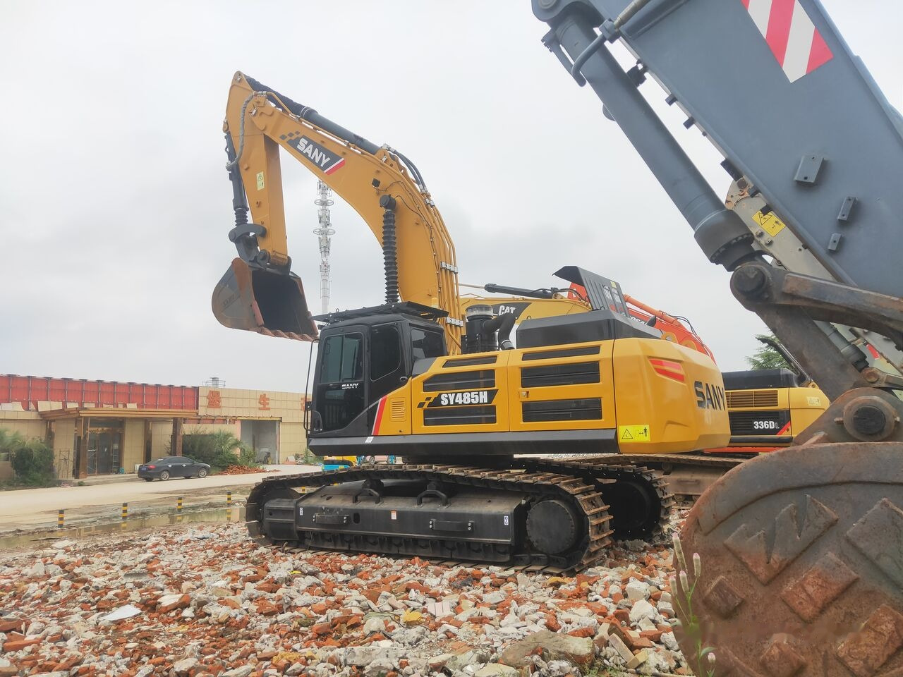 Sany SY485H - Ekskavator me zinxhirë: foto 1 Sany SY485H - Ekskavator me zinxhirë: foto 1