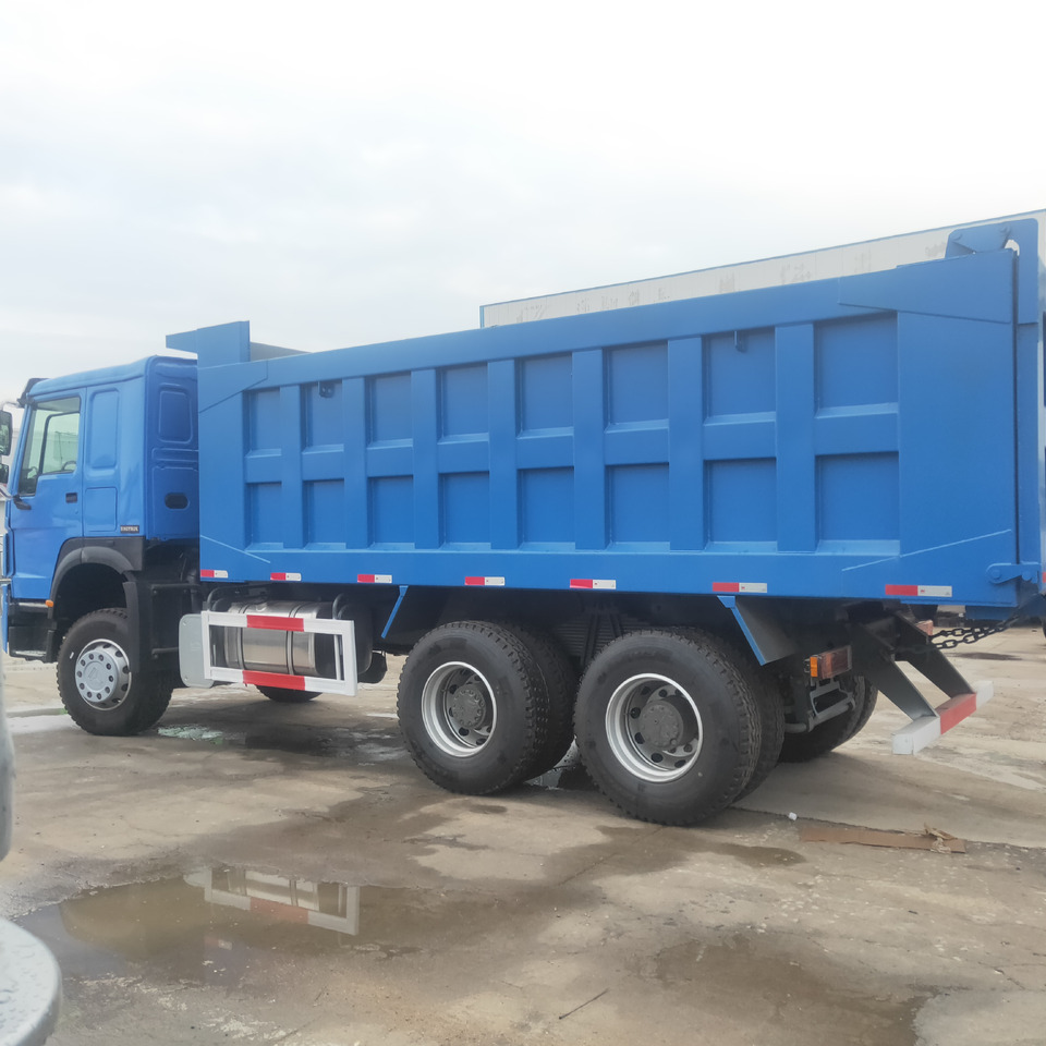 Kamion vetëshkarkues Sinotruk HOWO 371 6*4 Dump truck: foto 9