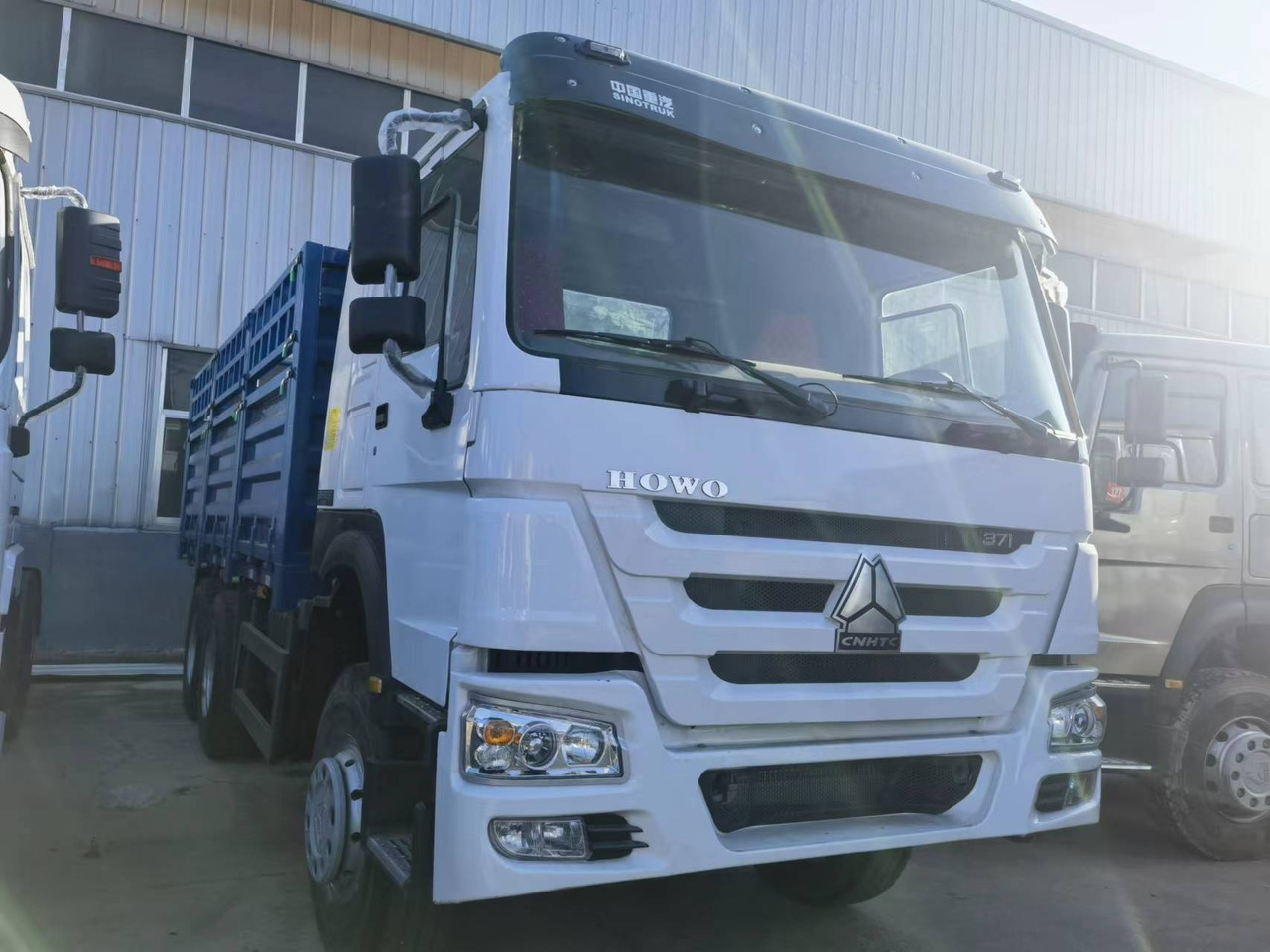 Sinotruk HOWO 371 6*4 Fence truck - Kamion me karroceri të hapur: foto 1 Sinotruk HOWO 371 6*4 Fence truck - Kamion me karroceri të hapur: foto 1