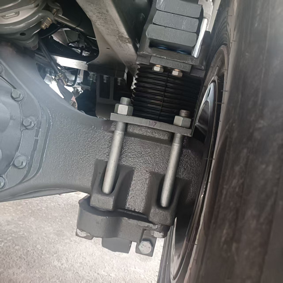 Kamion vetëshkarkues i ri Sinotruk HOWO 400 6*4 Dump truck: foto 8 Kamion vetëshkarkues i ri Sinotruk HOWO 400 6*4 Dump truck: foto 8