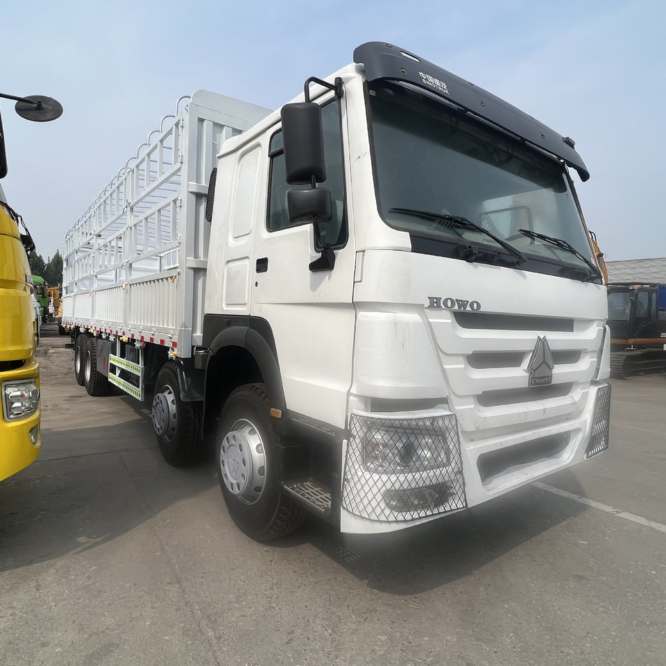 Sinotruk HOWO - Kamion me karroceri të hapur: foto 4 Sinotruk HOWO - Kamion me karroceri të hapur: foto 4