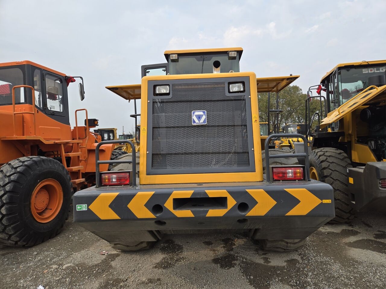 XCMG ZL50GN - Ekskavator me zinxhirë: foto 3 XCMG ZL50GN - Ekskavator me zinxhirë: foto 3
