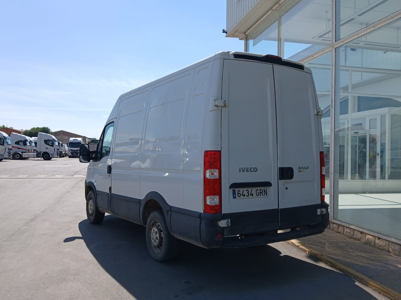 Furgón IVECO 35S13 V 10m3 - Furgon: foto 4 Furgón IVECO 35S13 V 10m3 - Furgon: foto 4