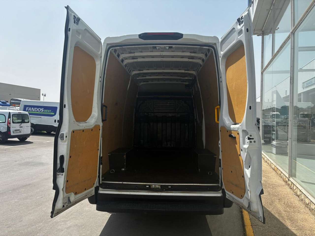 Furgón IVECO 35S14 V 12m3 - Furgon: foto 5 Furgón IVECO 35S14 V 12m3 - Furgon: foto 5