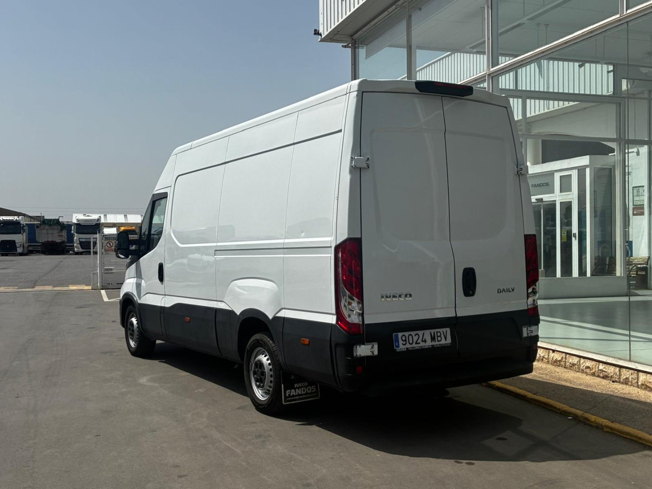 Furgón IVECO 35S14 V 12m3 - Furgon: foto 4 Furgón IVECO 35S14 V 12m3 - Furgon: foto 4