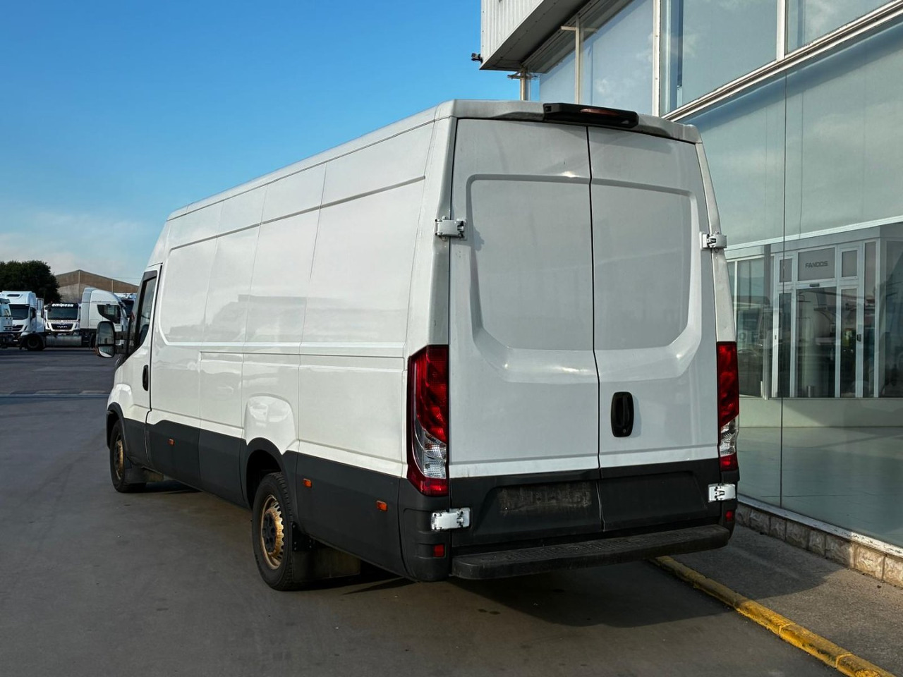 Furgón IVECO 35S14 V 16m3 - Furgon: foto 4 Furgón IVECO 35S14 V 16m3 - Furgon: foto 4