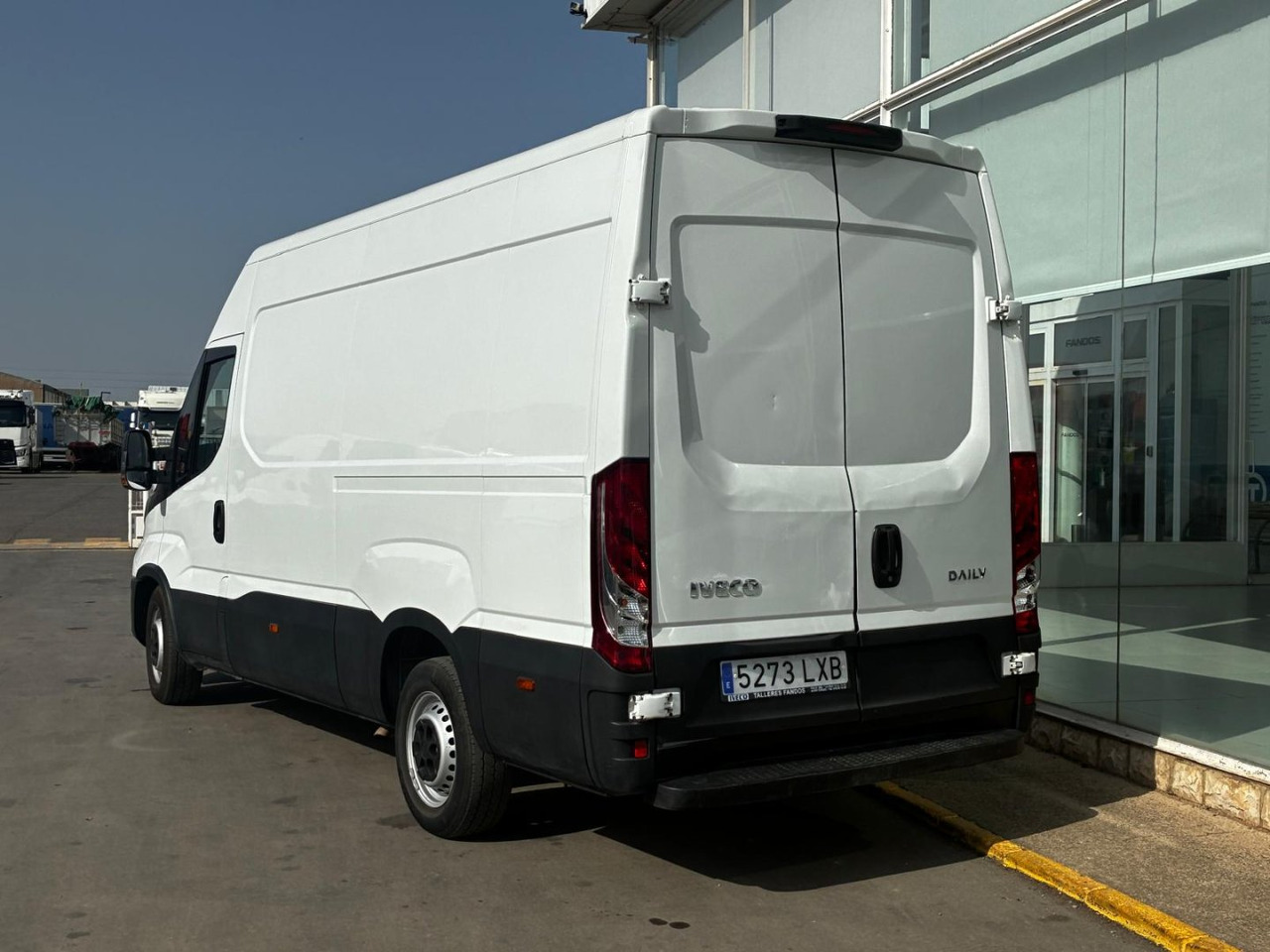 Furgón IVECO 35S16 V 12m3 - Furgon: foto 4 Furgón IVECO 35S16 V 12m3 - Furgon: foto 4