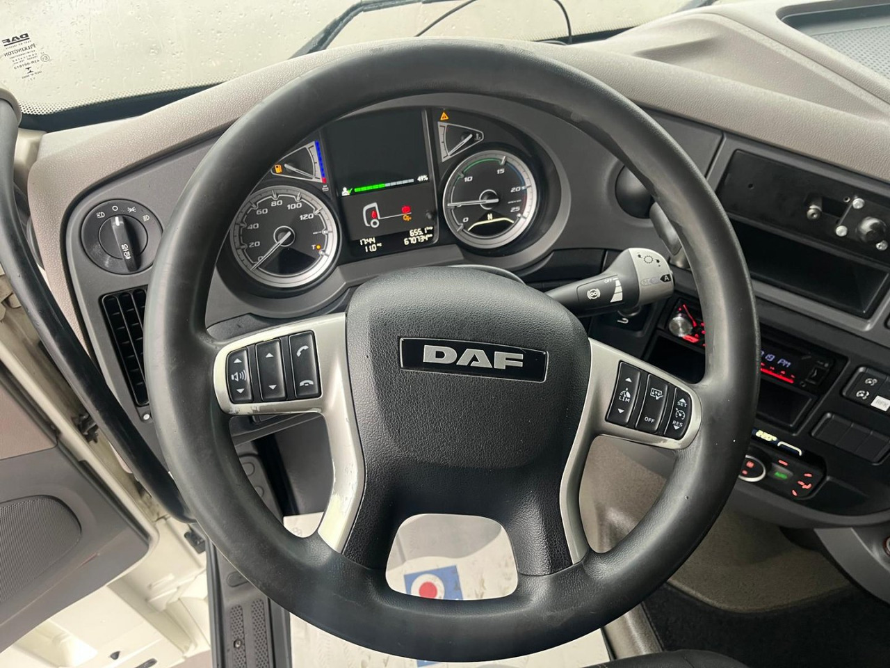 Gjysmë-kamion Cabeza Tractora DAF 480 AUTOMATICA CON INTARDER: foto 12