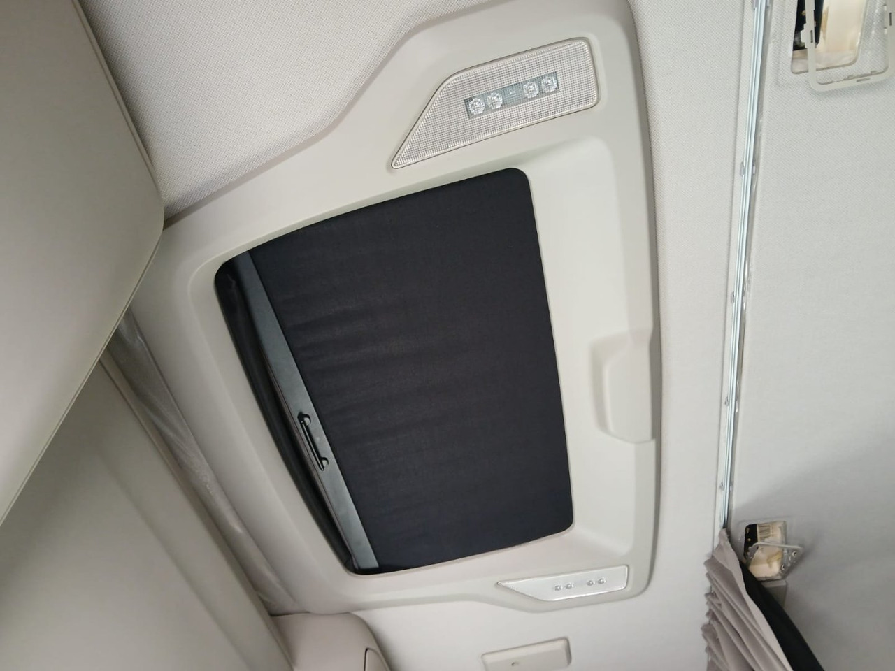 Gjysmë-kamion Cabeza Tractora IVECO 460 AUTOMATICO INTARDER ADR: foto 11 Gjysmë-kamion Cabeza Tractora IVECO 460 AUTOMATICO INTARDER ADR: foto 11