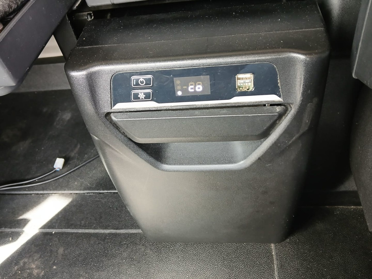 Gjysmë-kamion Cabeza Tractora IVECO 460 AUTOMATICO INTARDER ADR: foto 10 Gjysmë-kamion Cabeza Tractora IVECO 460 AUTOMATICO INTARDER ADR: foto 10