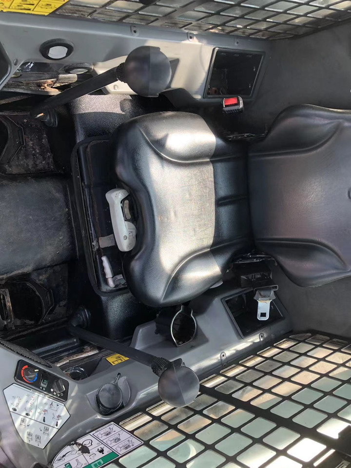 BOBCAT S550 - Mini fadrom: foto 5 BOBCAT S550 - Mini fadrom: foto 5