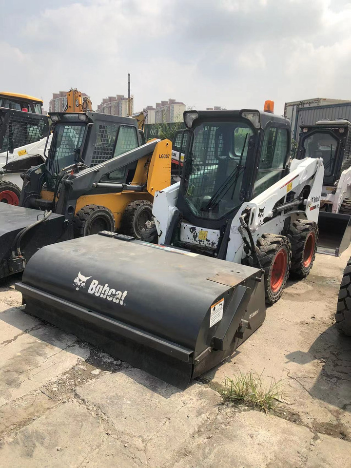BOBCAT S550 - Mini fadrom: foto 1 BOBCAT S550 - Mini fadrom: foto 1