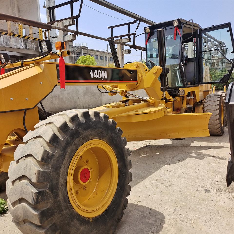 CATERPILLAR 140H CAT 140 H 140G 140K - Makinë niveluese: foto 3 CATERPILLAR 140H CAT 140 H 140G 140K - Makinë niveluese: foto 3