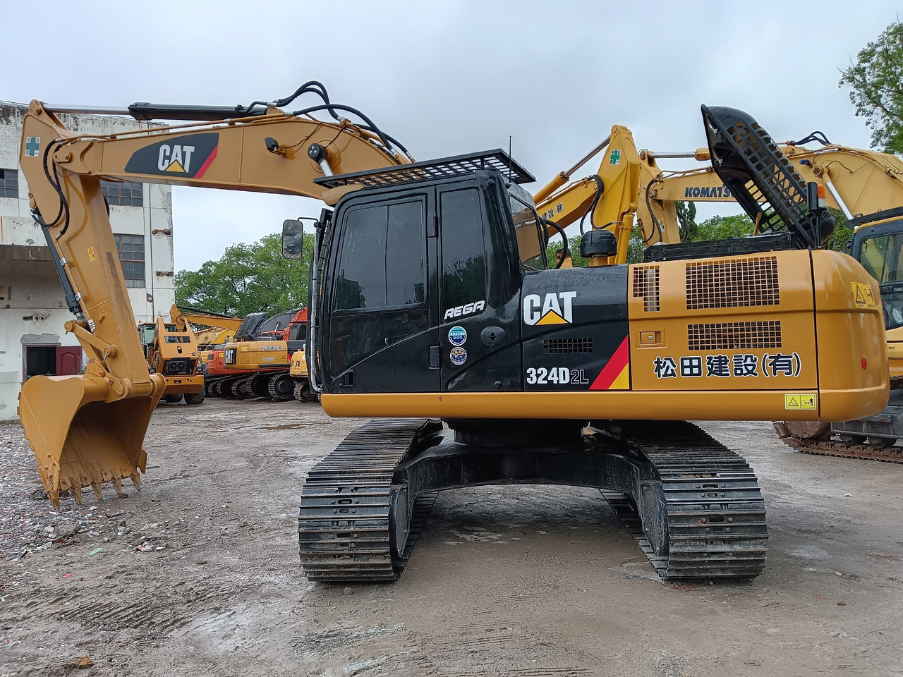 CATERPILLAR 324D L CAT 324D2L - Ekskavator me zinxhirë: foto 1 CATERPILLAR 324D L CAT 324D2L - Ekskavator me zinxhirë: foto 1
