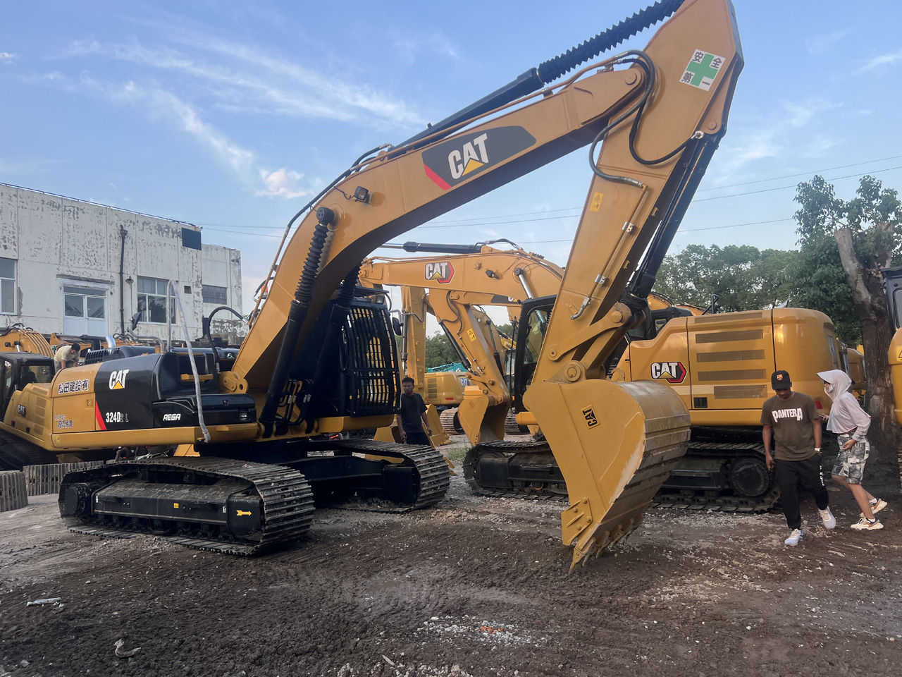 CATERPILLAR 324DL CAT 324D 2 L - Ekskavator me zinxhirë: foto 2 CATERPILLAR 324DL CAT 324D 2 L - Ekskavator me zinxhirë: foto 2