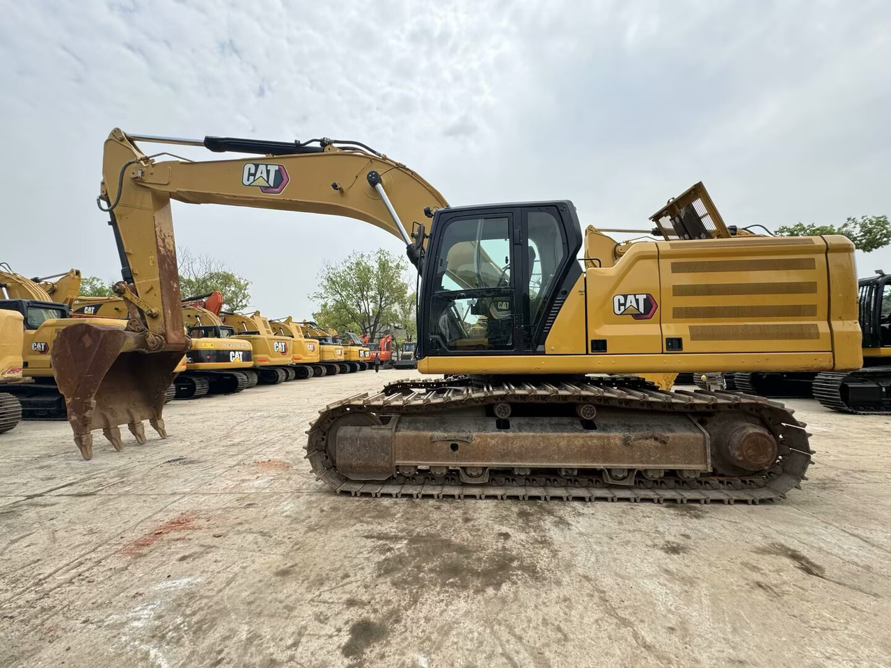 Ekskavator me zinxhirë CATERPILLAR 336GC CAT 336 GC: foto 1