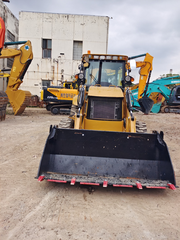 CATERPILLAR 420F CAT 100% NEW - Fadromë me shkarkim nga prapa: foto 5 CATERPILLAR 420F CAT 100% NEW - Fadromë me shkarkim nga prapa: foto 5