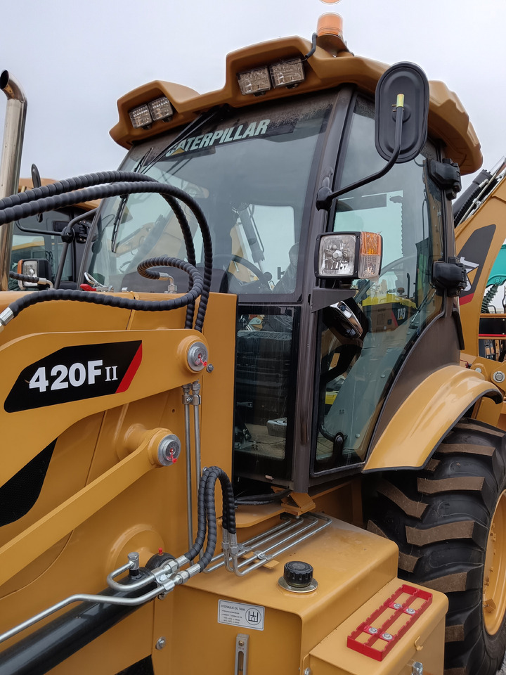 CATERPILLAR 420FⅡ CAT - Fadromë me shkarkim nga prapa: foto 5 CATERPILLAR 420FⅡ CAT - Fadromë me shkarkim nga prapa: foto 5