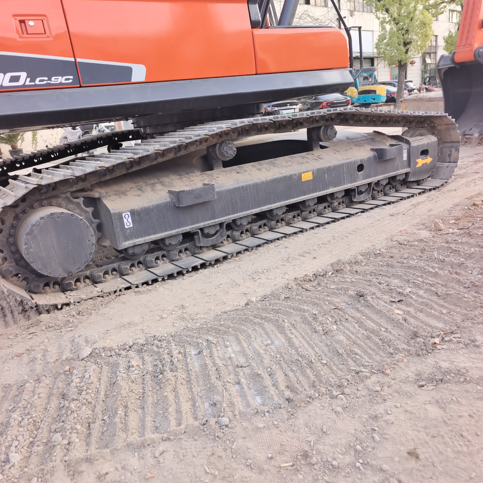 DOOSAN DX 300 LC - 9C - Ekskavator me zinxhirë: foto 4 DOOSAN DX 300 LC - 9C - Ekskavator me zinxhirë: foto 4