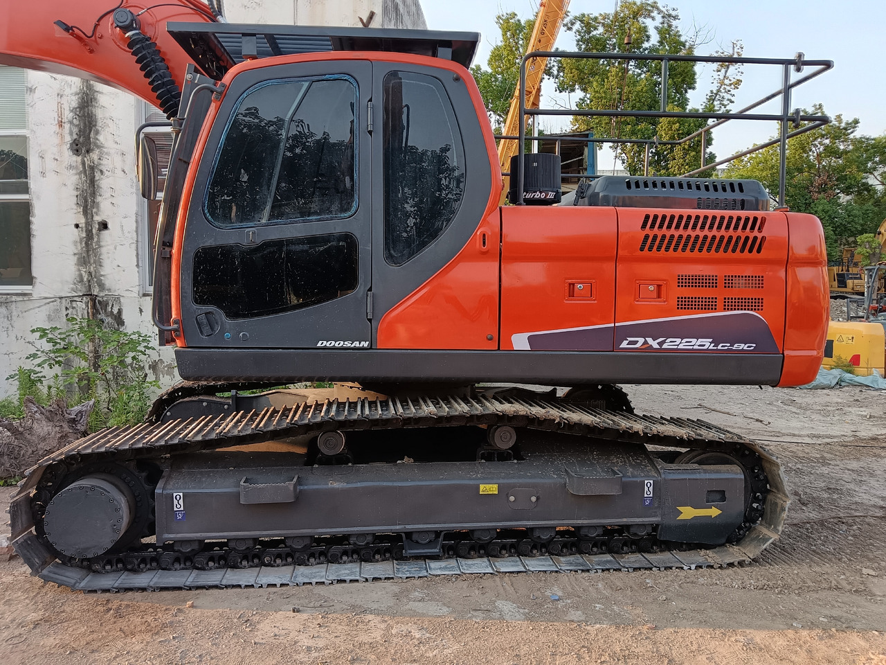 DOOSAN DX225LCA DX225 LC -9C - Ekskavator me zinxhirë: foto 2 DOOSAN DX225LCA DX225 LC -9C - Ekskavator me zinxhirë: foto 2