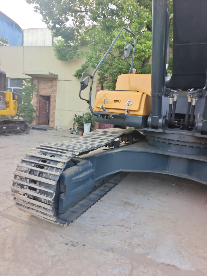 HYUNDAI 305LC-9T - Ekskavator me zinxhirë: foto 5 HYUNDAI 305LC-9T - Ekskavator me zinxhirë: foto 5