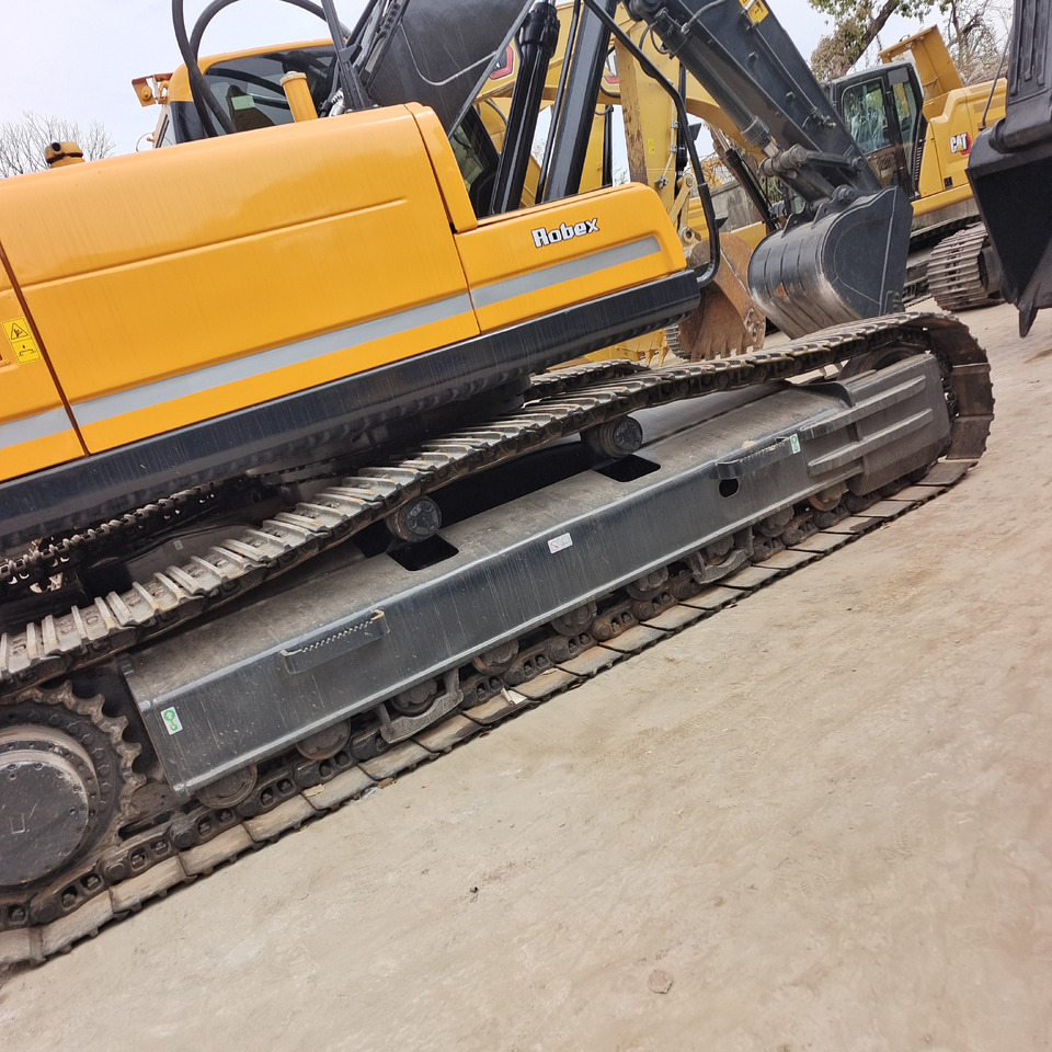 HYUNDAI 330LC-9S - Ekskavator me zinxhirë: foto 3 HYUNDAI 330LC-9S - Ekskavator me zinxhirë: foto 3