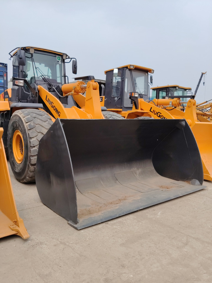 LIUGONG 870H CLG 870 H 862H 856H - Fadrom me goma: foto 1 LIUGONG 870H CLG 870 H 862H 856H - Fadrom me goma: foto 1