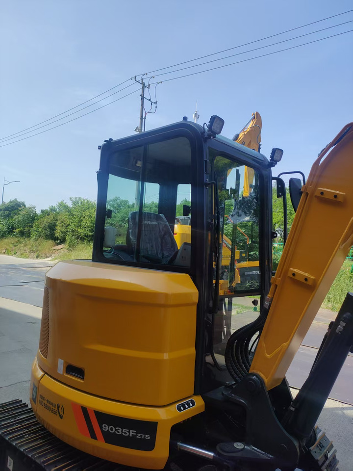 LIUGONG 9035F ZTSG4 BRAND NEW 3.8 TON 3 TON 4 TON MINI DIGGER - Miniekskavator: foto 4 LIUGONG 9035F ZTSG4 BRAND NEW 3.8 TON 3 TON 4 TON MINI DIGGER - Miniekskavator: foto 4